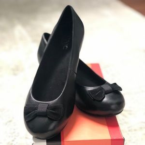 Vionic Leather Flats with Orthaheel